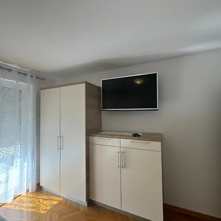 And Orazem Zoro דירה בפורטורוז